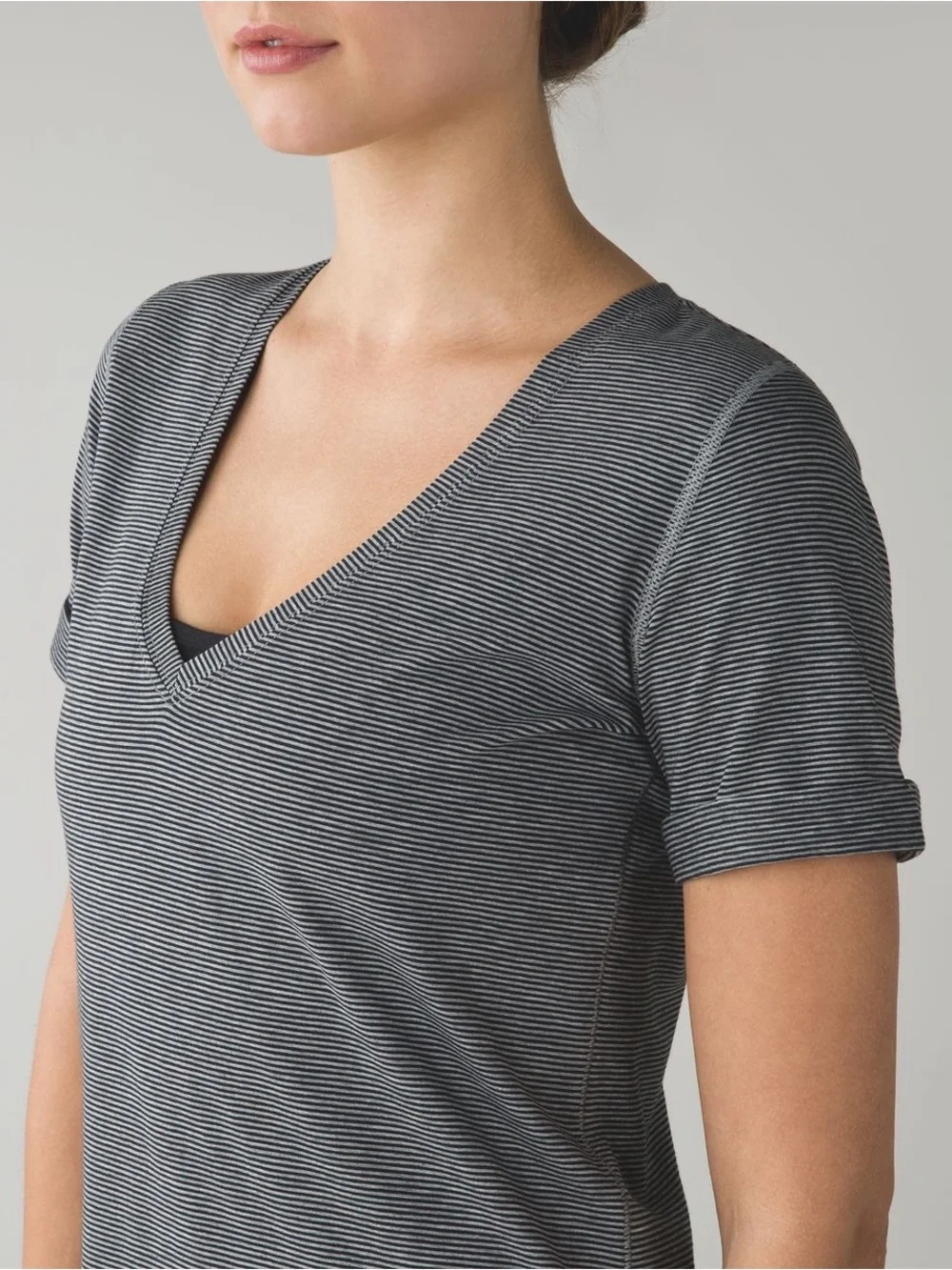 Lululemon Love Tee II in Tonka Stripe Black Heathered Medium Grey Size 8